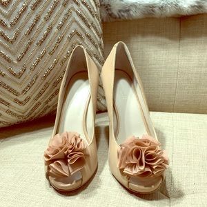 Nine West Nude Peep Toe Pumps